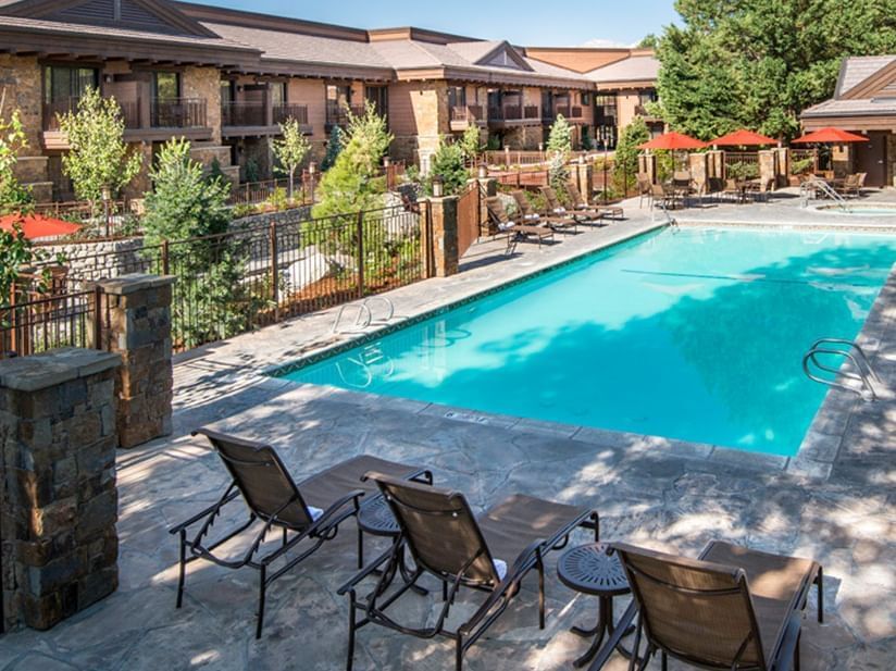 725 N Main St, CA 93514