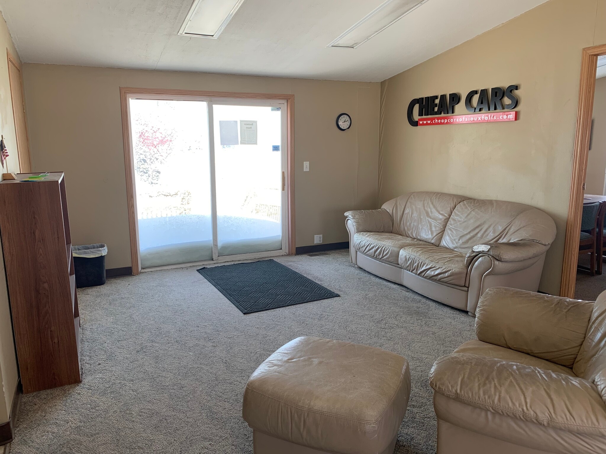 4004 W 12th St, Sioux Falls, SD for sale Interior Photo- Image 1 of 7