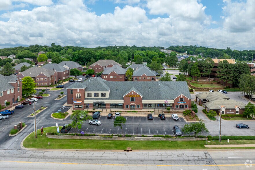 4785 E 91st St, Tulsa, OK for lease - Aerial - Image 3 of 5
