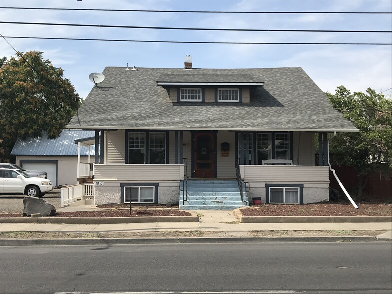 615 SW Court Ave, Pendleton, OR for sale - Primary Photo - Image 1 of 6