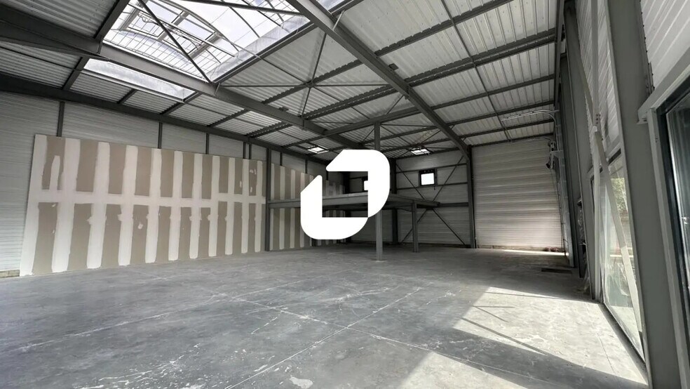 2 Rue De L'Artisanat, Obernai for lease - Interior Photo - Image 3 of 9