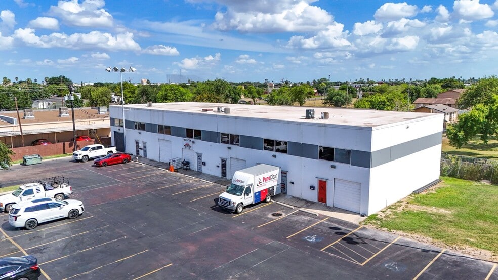 500 E Hackberry Ave, McAllen, TX for sale - Building Photo - Image 3 of 21