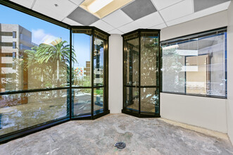 3070 Bristol St, Costa Mesa, CA for lease Building Photo- Image 1 of 9