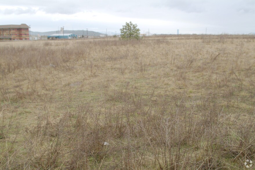 620 N Pleasant View Rd, Post Falls, ID for sale - Primary Photo - Image 1 of 1