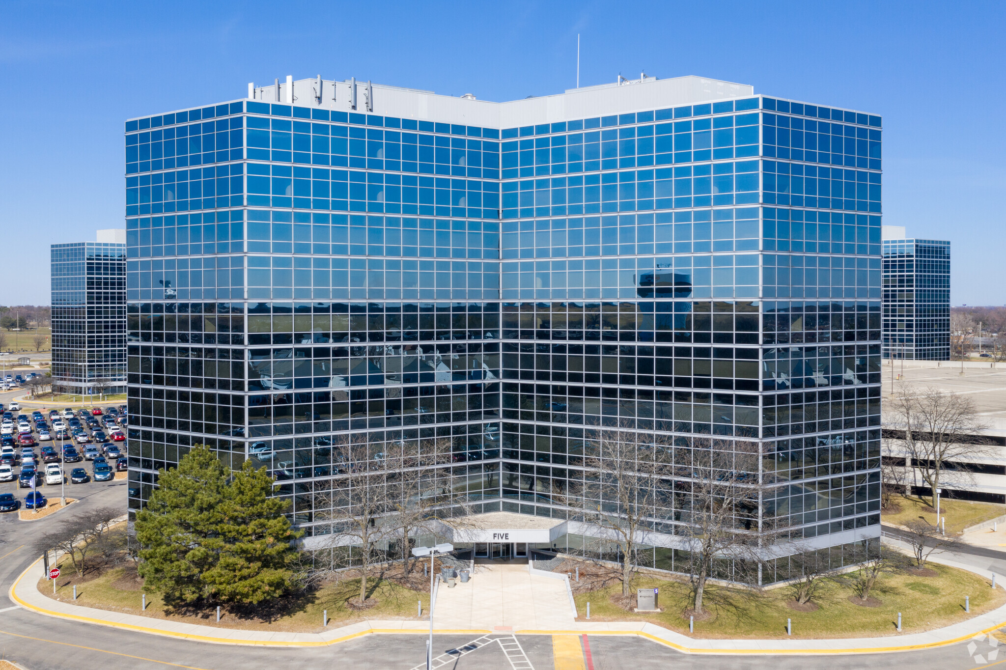 5 Westbrook Corporate Ctr, Westchester, IL for lease Building Photo- Image 1 of 12