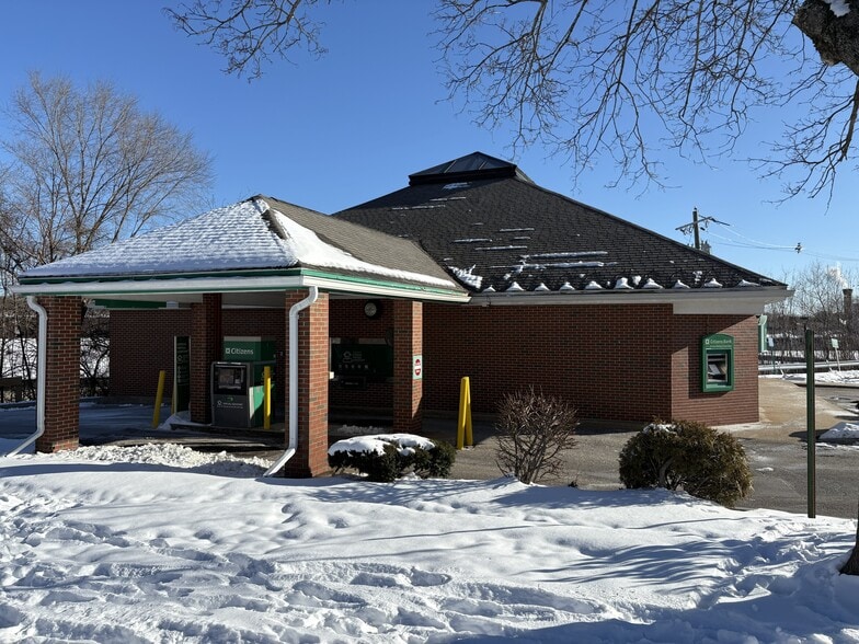 10 Constitutional Way, Somersworth, NH for lease - Building Photo - Image 3 of 16