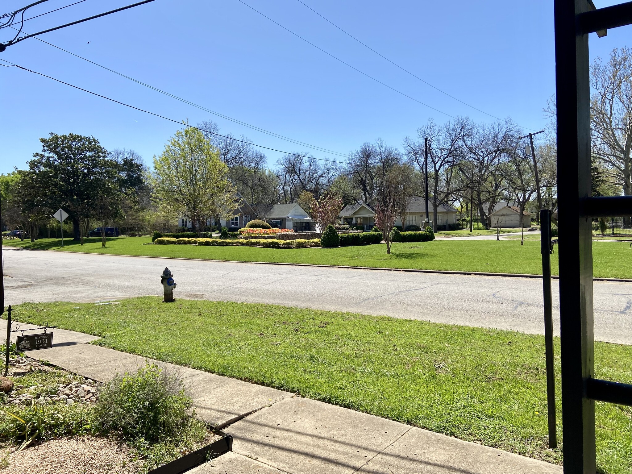 1300 W Main St, Waxahachie, TX for sale Building Photo- Image 1 of 1