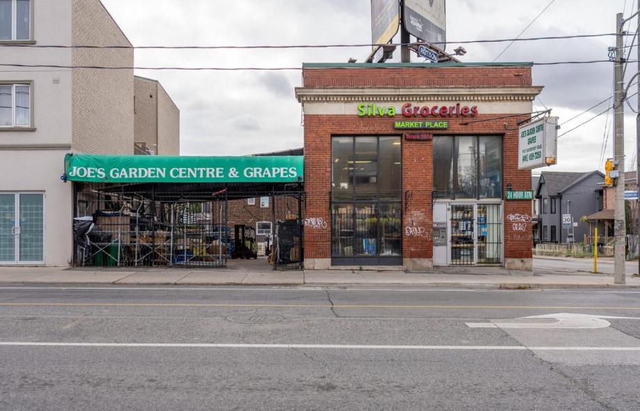 1921 Davenport Rd, Toronto, ON for sale Primary Photo- Image 1 of 1