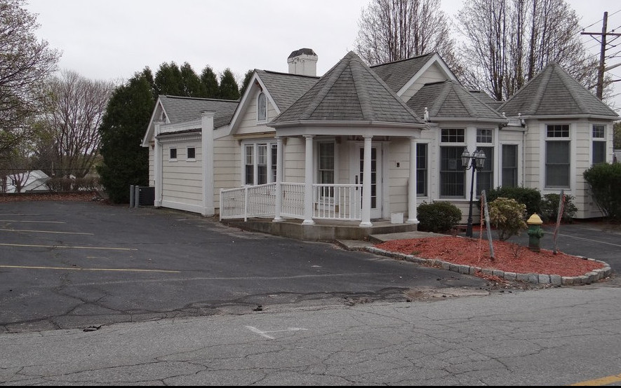 1339 Smith St, North Providence, RI for sale - Building Photo - Image 1 of 1