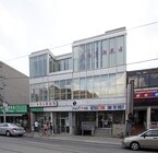 411-417 Dundas St W, Toronto ON - Bar