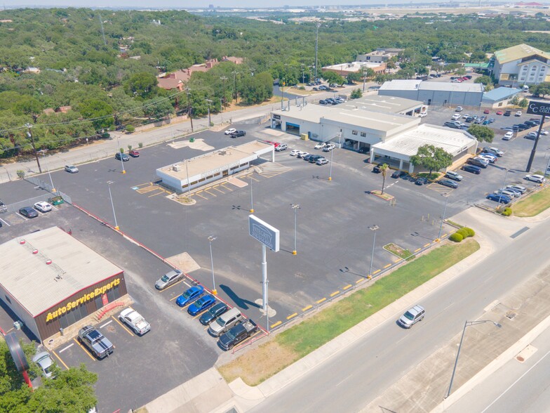 12836 Us-281 Hwy N, San Antonio, TX for lease - Building Photo - Image 3 of 8