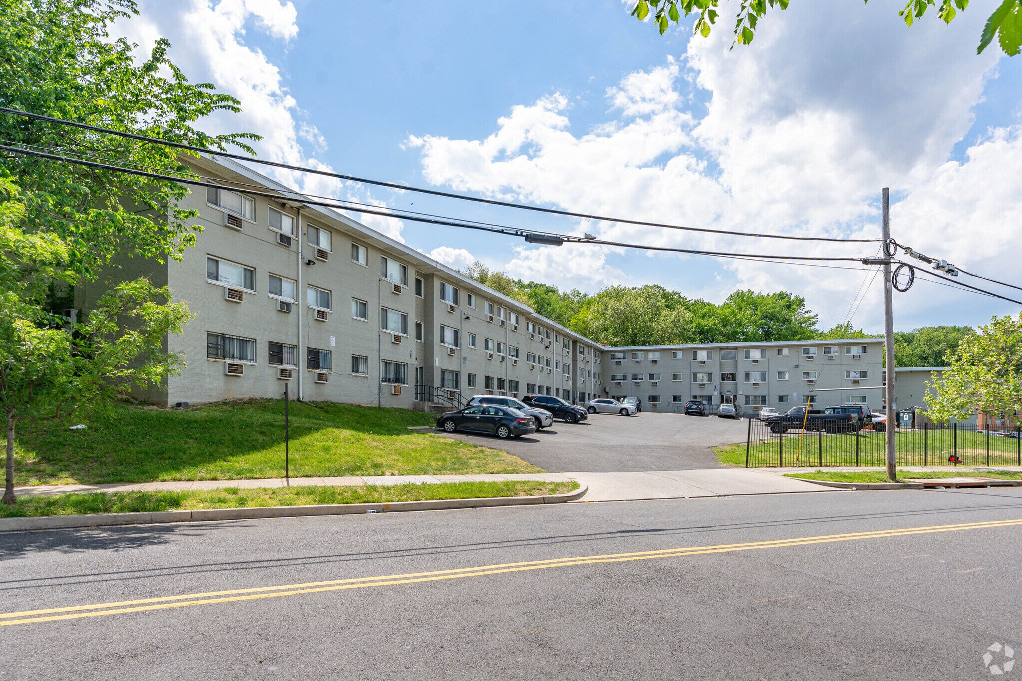 4951 G St SE, Washington, DC for sale Primary Photo- Image 1 of 20