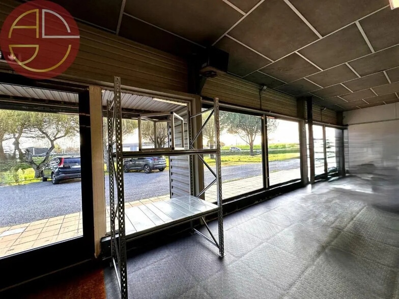 Industrial in Pinsaguel for lease - Interior Photo - Image 1 of 6