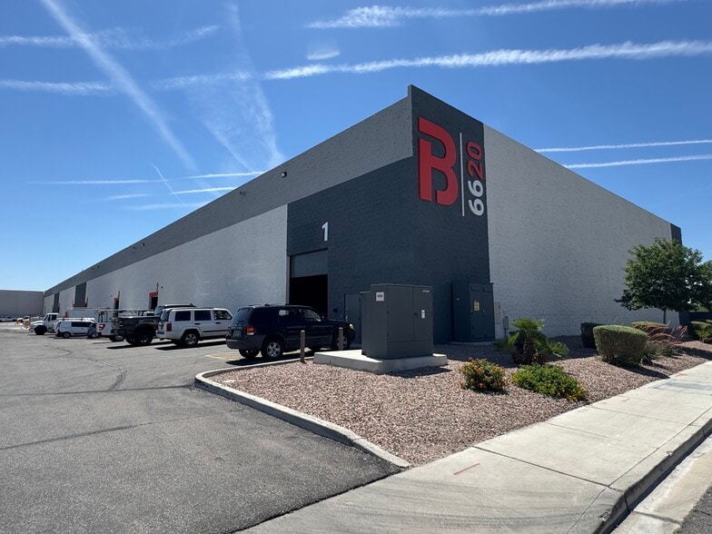 6620 Escondido St, Las Vegas, NV for lease - Building Photo - Image 2 of 6