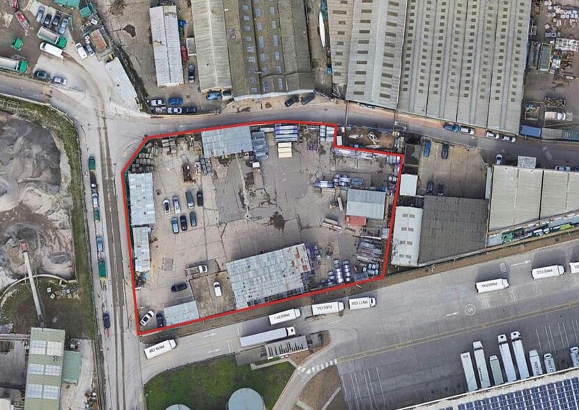 Riverside Rd, London for lease - Building Photo - Image 1 of 3