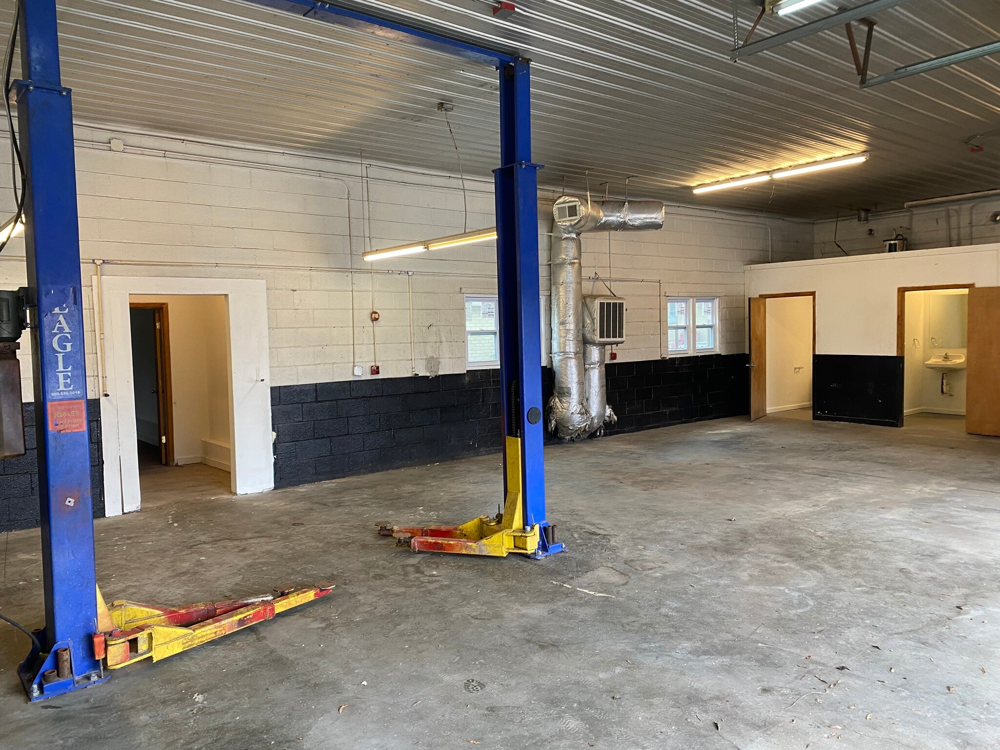 190 Church Circle Ln, Bunnlevel, NC for sale Primary Photo- Image 1 of 25