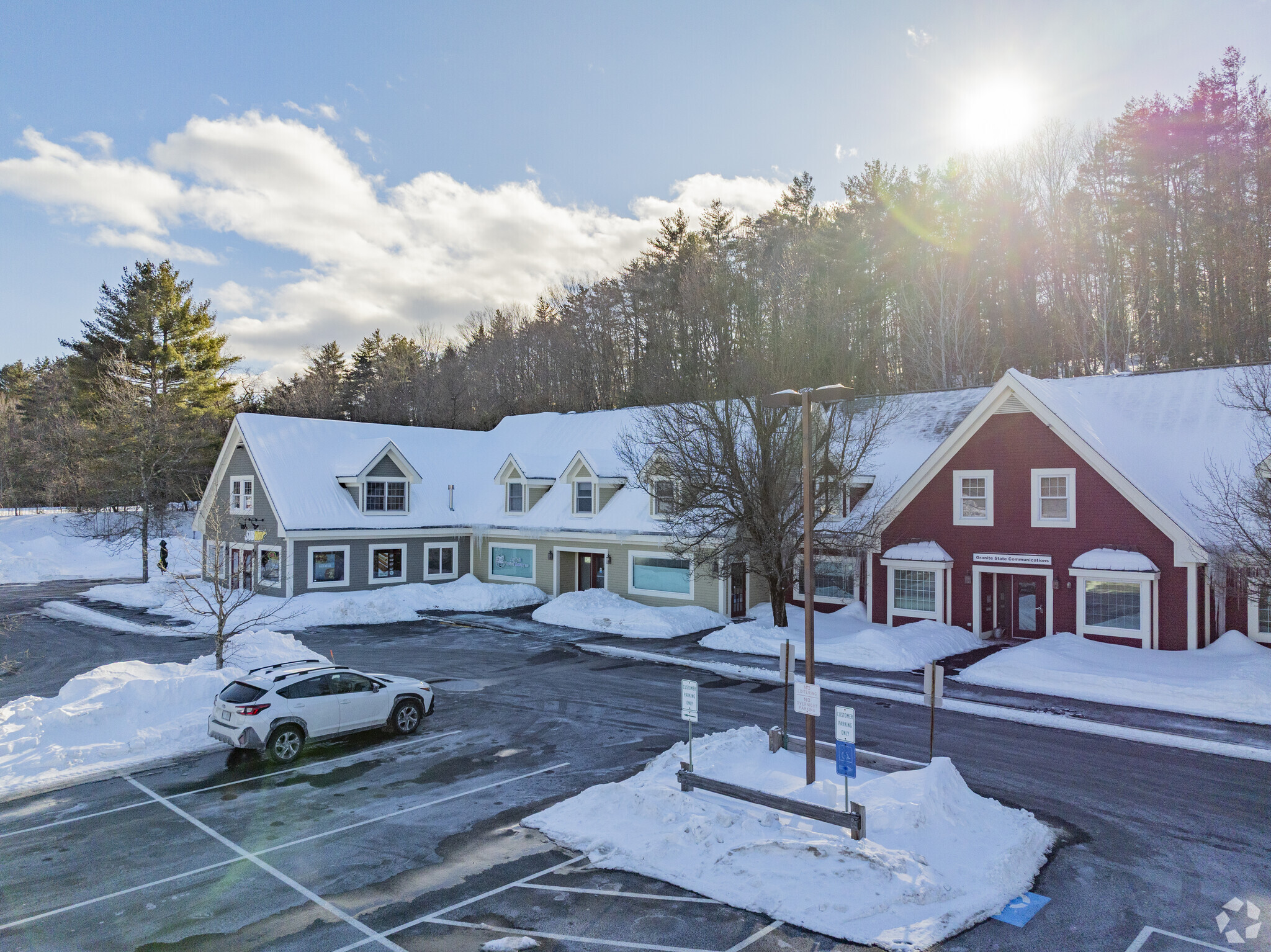 425 S Stark Hwy, Weare, NH for lease Primary Photo- Image 1 of 7