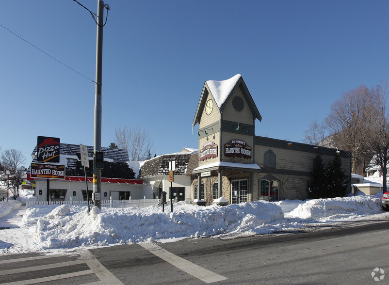 111 Canada St, Lake George, NY for sale - Primary Photo - Image 1 of 1