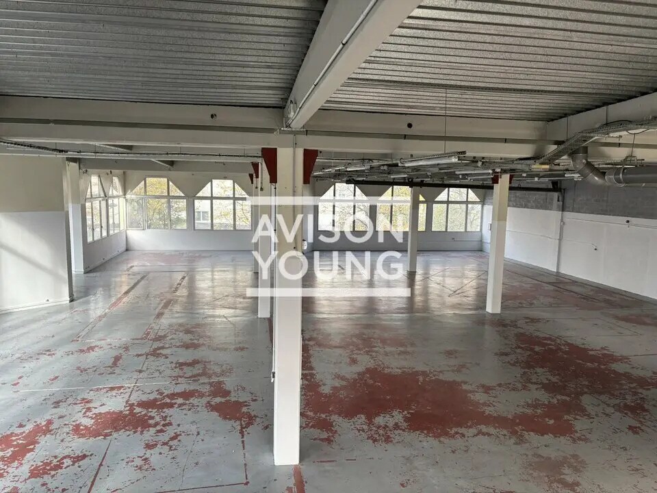 Flex in Aubervilliers for lease Interior Photo- Image 1 of 11