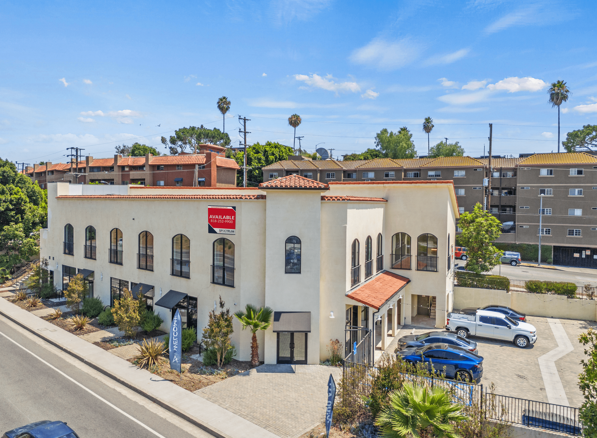 4671-4681 Huntington Dr S, Los Angeles, CA for sale Building Photo- Image 1 of 25