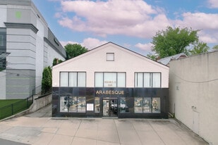 560 Main St, Fort Lee NJ - Parking Garage