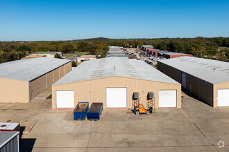 711 W Kennedale Pky Building D, Kennedale, TX - AERIAL  map view - Image1