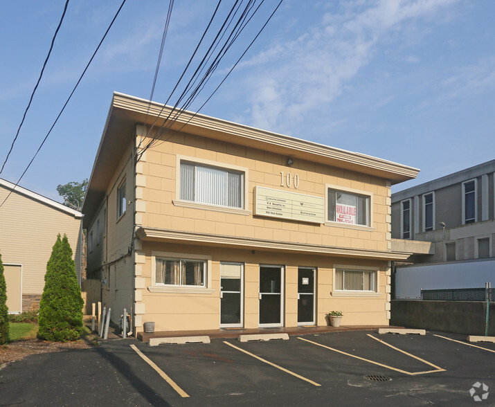 100 Hicksville Rd, Massapequa, NY for sale - Building Photo - Image 1 of 1