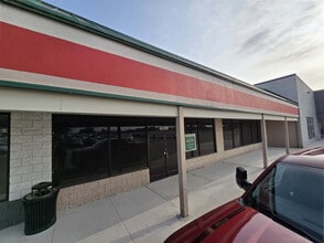 4208 E Blue Grass Rd, Mount Pleasant, MI for lease Interior Photo- Image 2 of 5