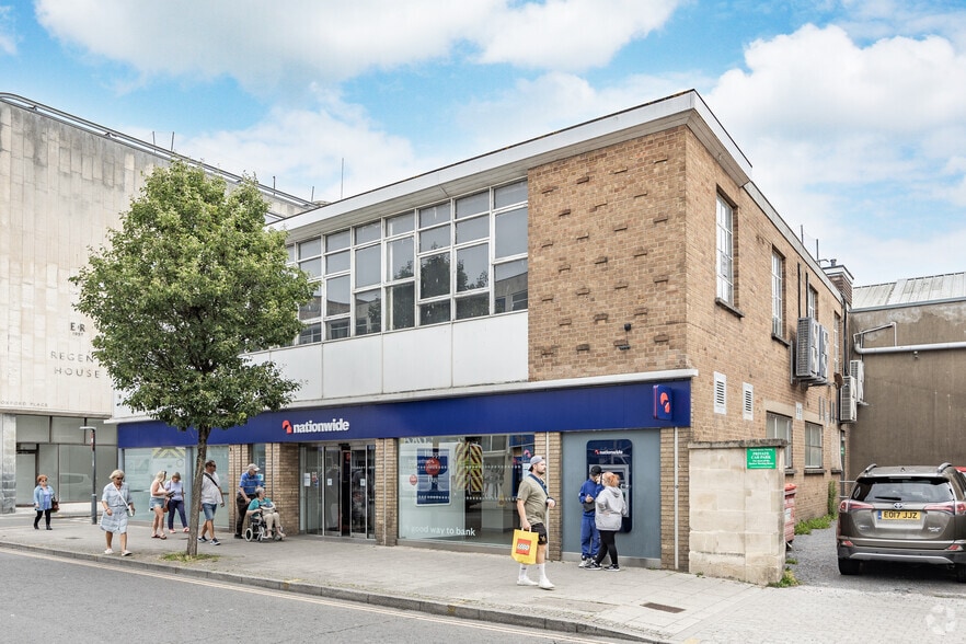 4A High St, Weston Super Mare for sale - Building Photo - Image 2 of 2