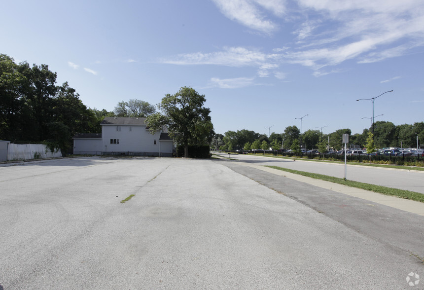 4855 W 159th St, Oak Forest, IL for sale - Building Photo - Image 1 of 4