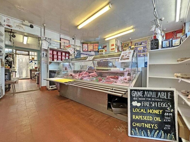 97-109 Cliff Ln, Ipswich for sale - Building Photo - Image 2 of 15