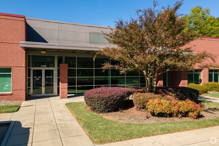 1100 Cobb Place Blvd NW, Kennesaw, GA for lease - Building Photo - Image 2 of 6