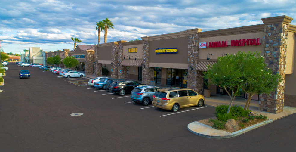 1245-1305 W Guadalupe Rd, Mesa, AZ for lease - Building Photo - Image 2 of 8