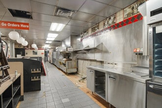 2940 Elysian Flds, New Orleans, LA for sale Interior Photo- Image 2 of 4