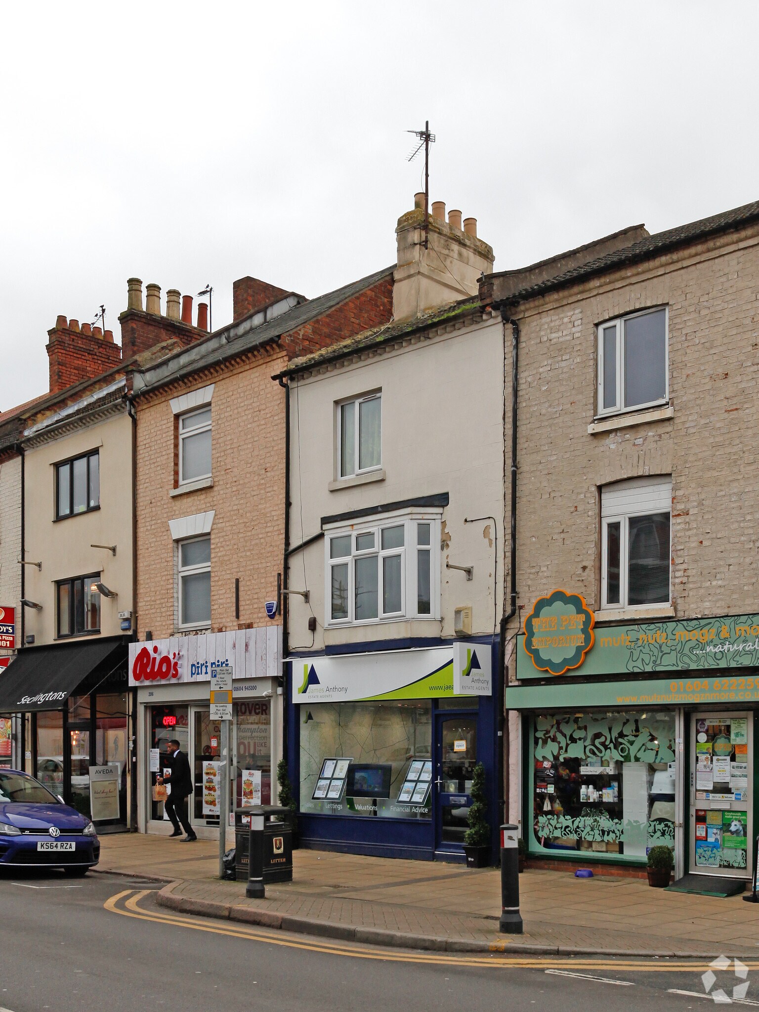 204 Wellingborough Rd, Northampton for sale Primary Photo- Image 1 of 1