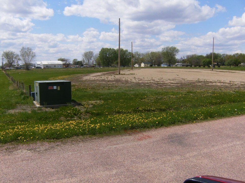 Sunrise Dr, Yankton, SD 57078