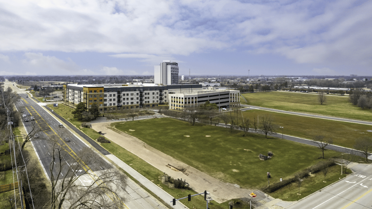 3025 Salt Creek Ln, Arlington Heights, IL for lease Aerial- Image 1 of 3