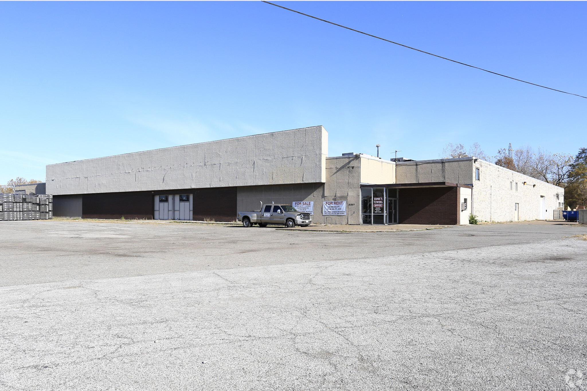 2001 Elyria Ave, Lorain, OH for lease Primary Photo- Image 1 of 20