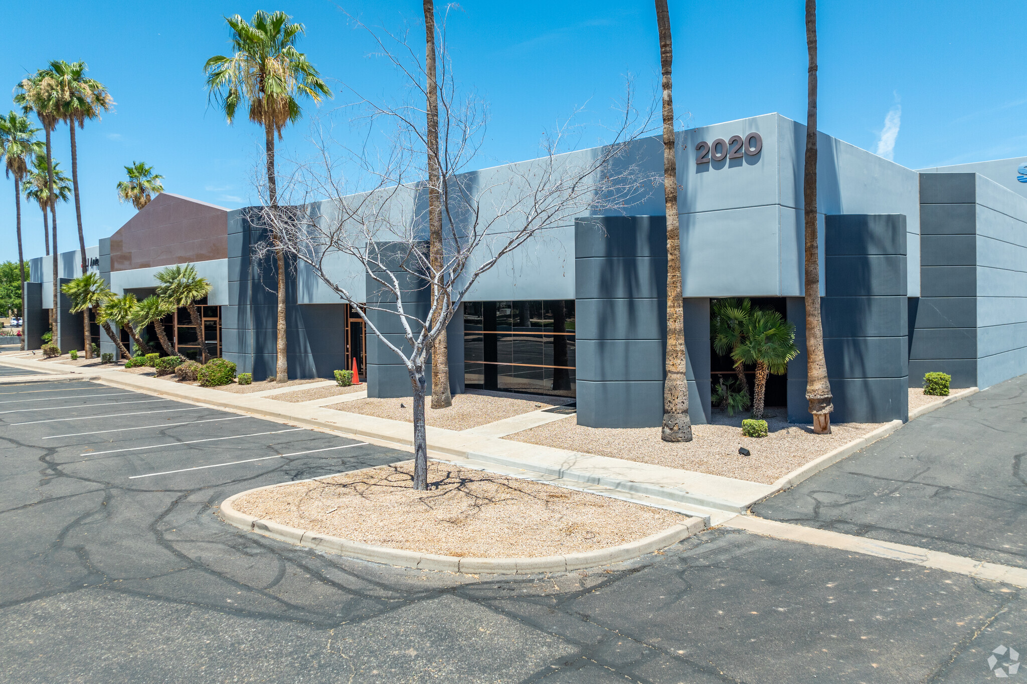 2020 W Guadalupe Rd, Gilbert, AZ for lease Building Photo- Image 1 of 12