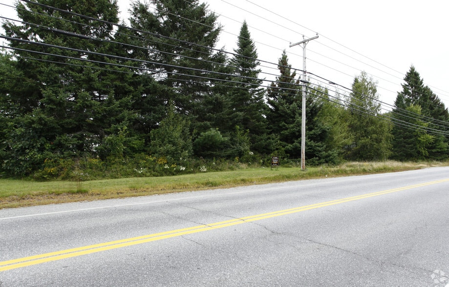 425 Bath Rd, Brunswick, ME 04011