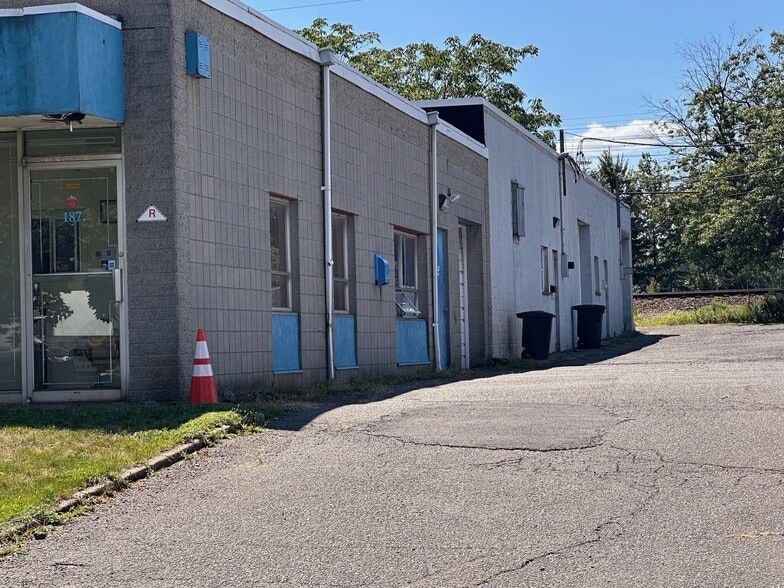 187 Wescott Ave, Rahway, NJ for lease - Building Photo - Image 3 of 3