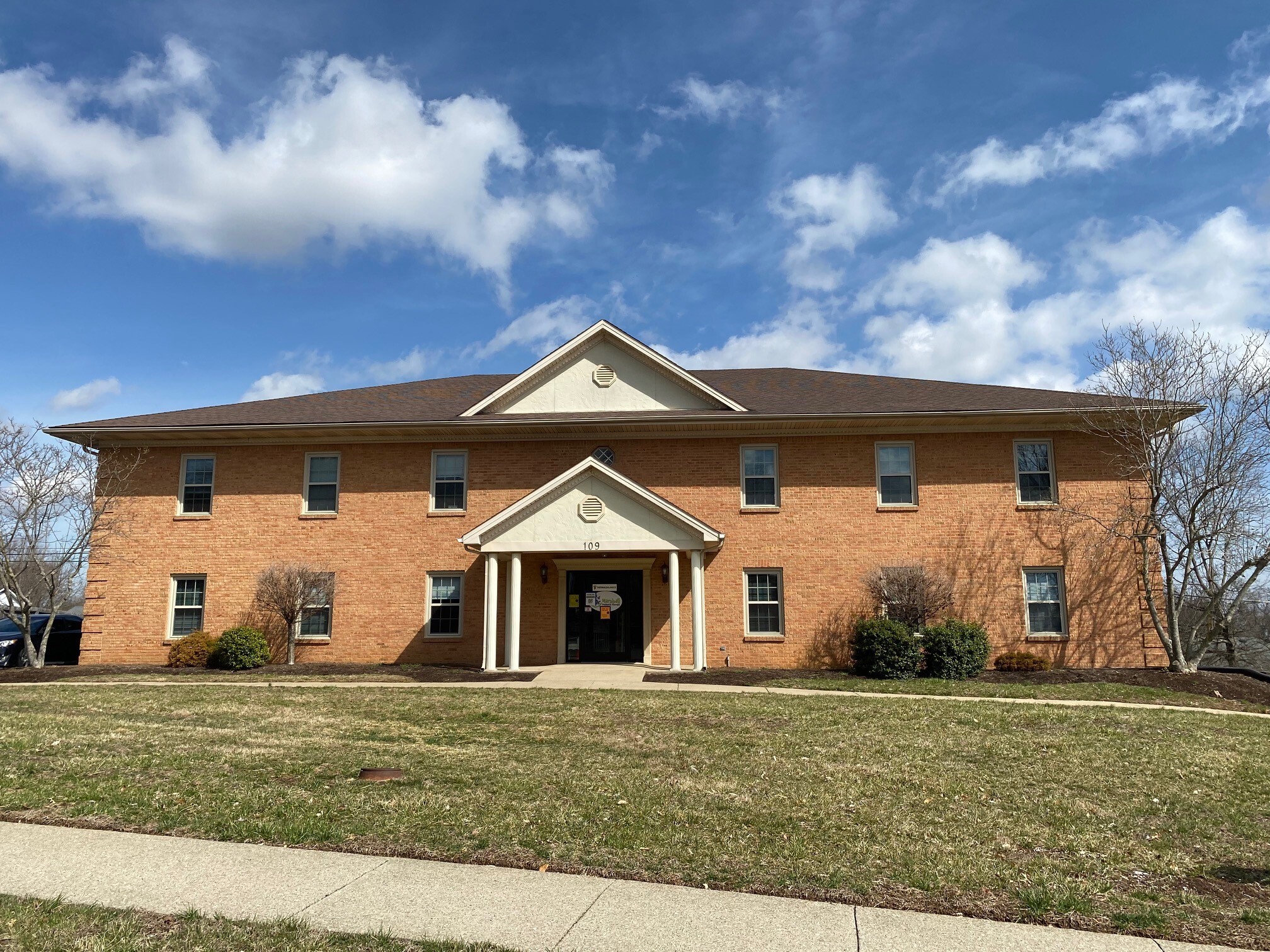 109 Windhaven Dr, Nicholasville, KY for sale Primary Photo- Image 1 of 1