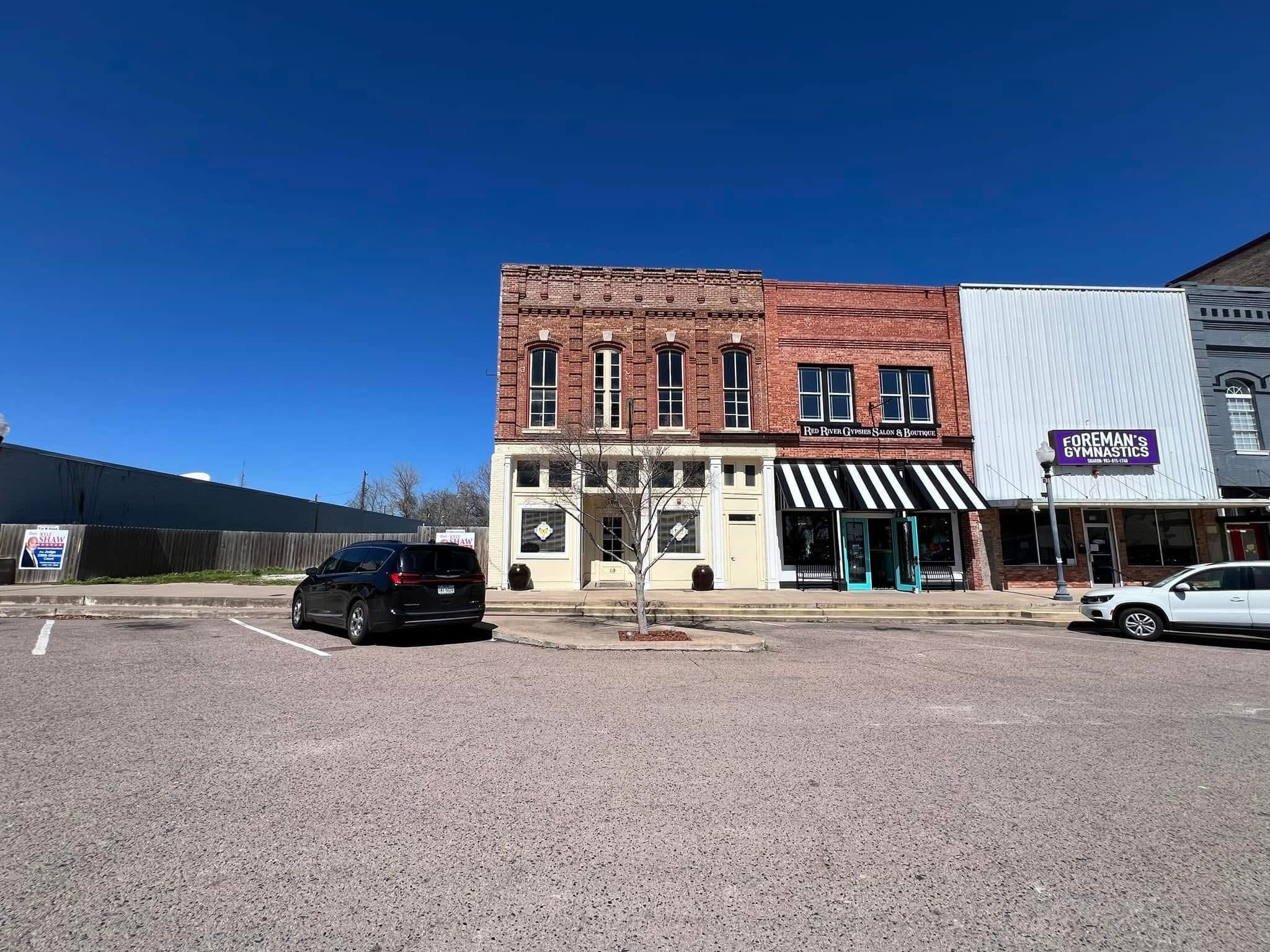 119 E 5th St, Bonham, TX for sale Building Photo- Image 1 of 72