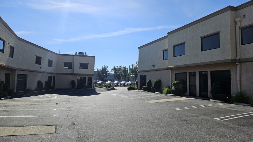 145 N Sierra Madre Blvd, Pasadena, CA for lease - Building Photo - Image 3 of 5