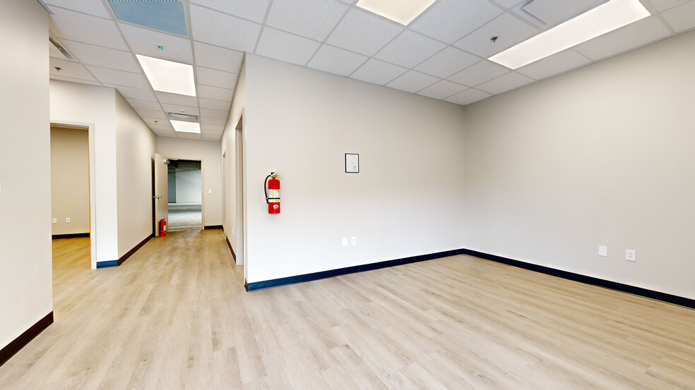 3443-3479 Parkway Center Ct, Orlando, FL for lease - Matterport 3D Scan - Image 2 of 17