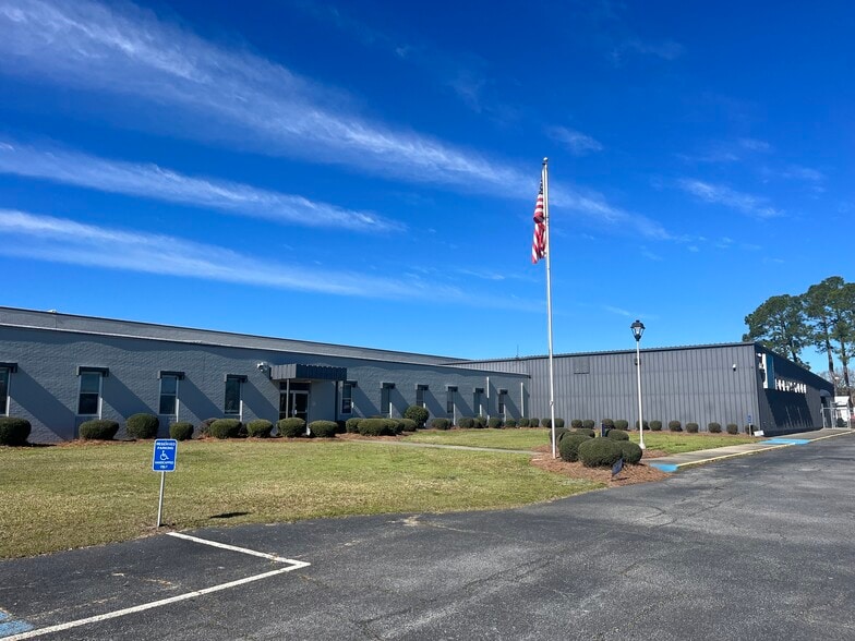 701 Industrial Blvd, Dublin, GA for lease - Primary Photo - Image 1 of 1