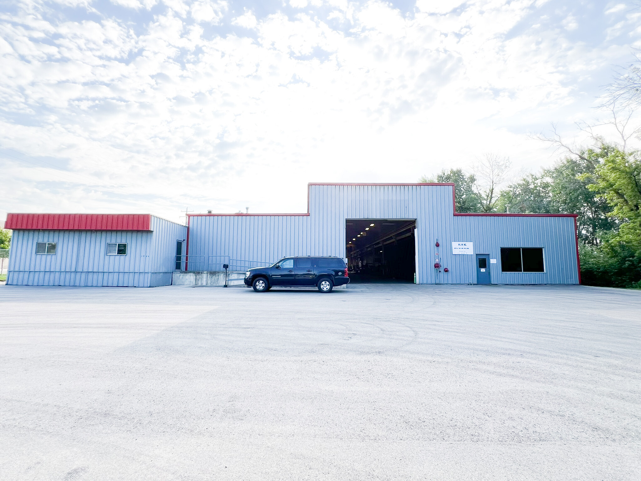 1725 Racine Rd, Menasha, WI for sale Building Photo- Image 1 of 8