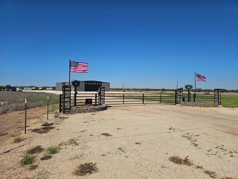 3098 S FM 707, Tye, TX for lease - Building Photo - Image 2 of 12