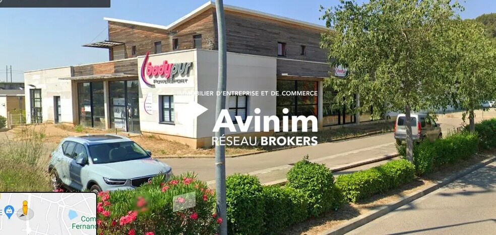 Retail in Beaucaire for lease - Building Photo - Image 1 of 2