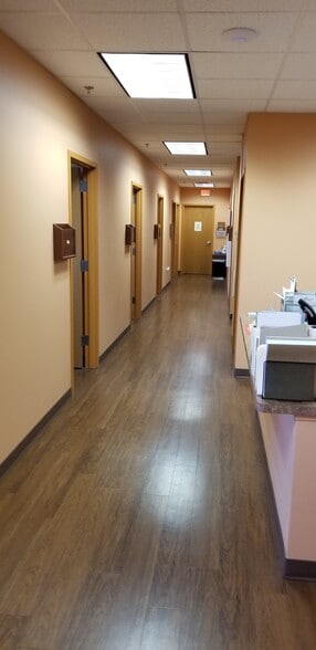 450 Garrisonville Rd, Stafford, VA for sale - Interior Photo - Image 3 of 10